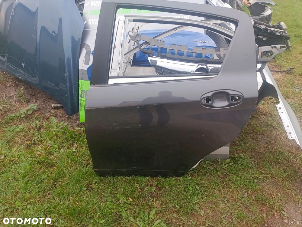 Toyota Yaris 3 drzwi lewe tył - 1