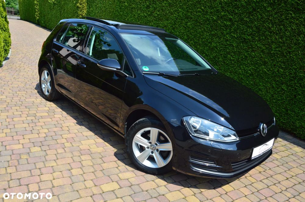 Volkswagen Golf - 6
