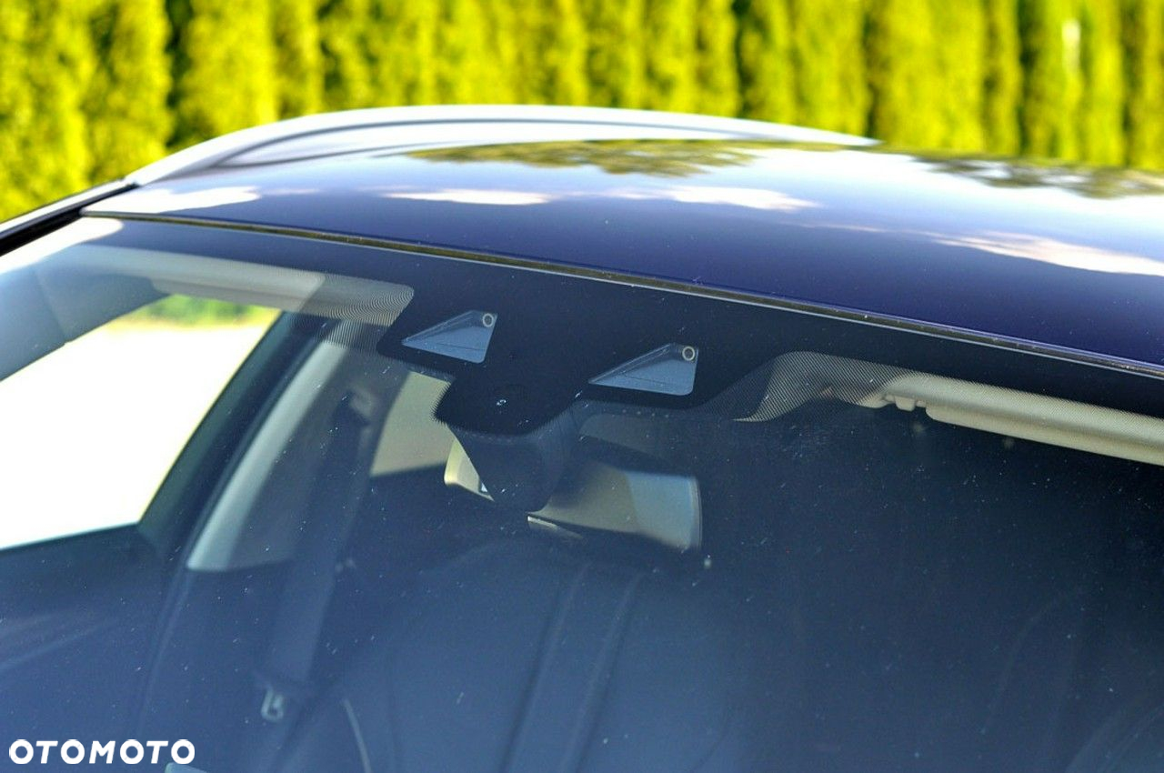 BMW Seria 5 520d Luxury Line sport - 36