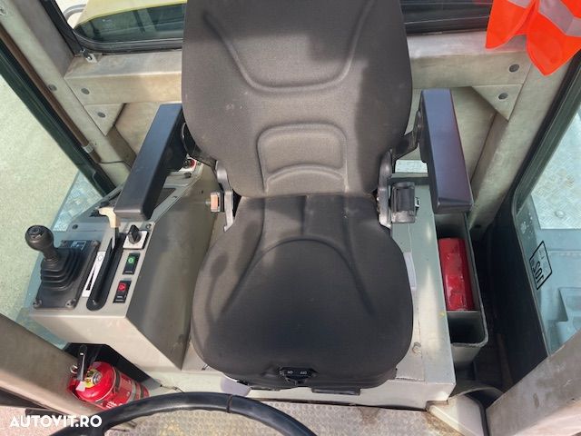 New Holland CNH F-106.6/A - 25