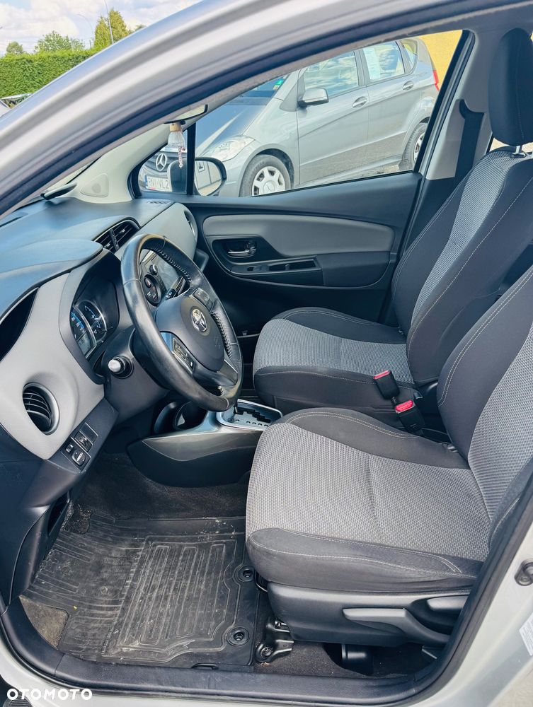 Toyota Yaris - 13