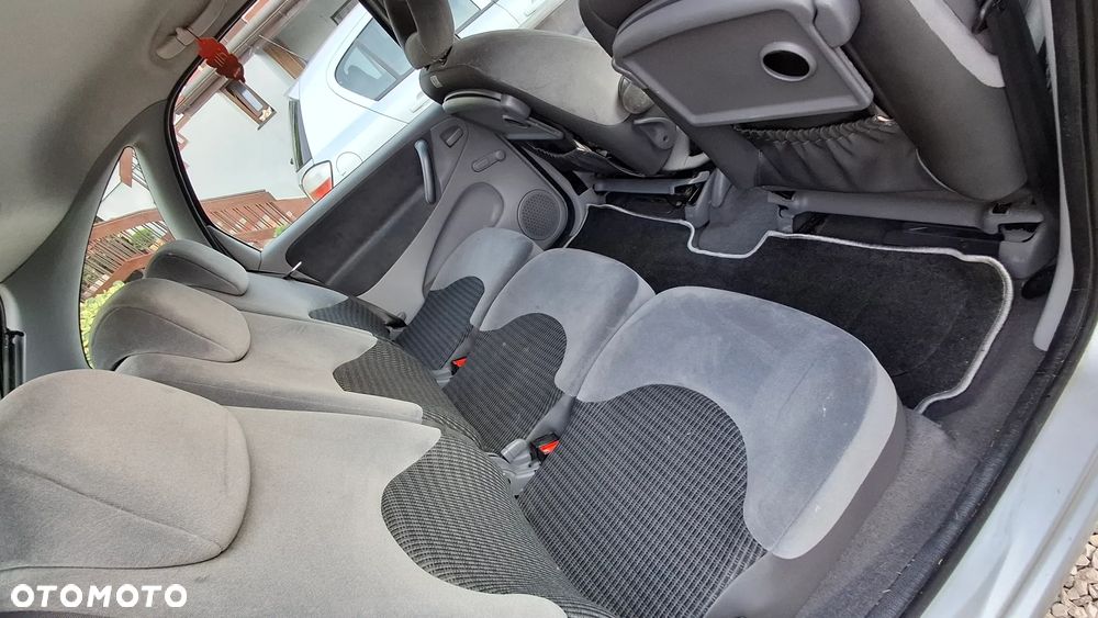Citroën Xsara Picasso - 25