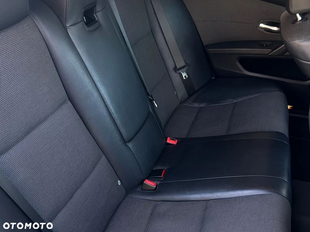 BMW Seria 5 520d Edition Lifestyle - 19