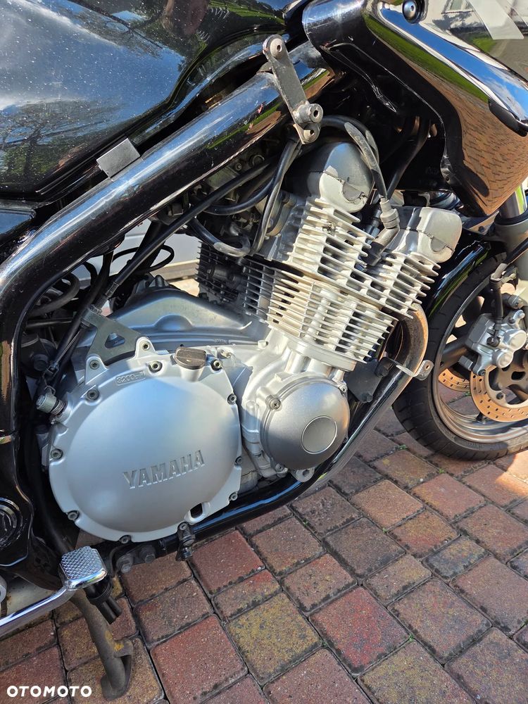 Yamaha XJ - 9