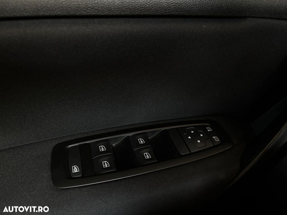 Renault Megane Energy dCi EDC Zen - 19