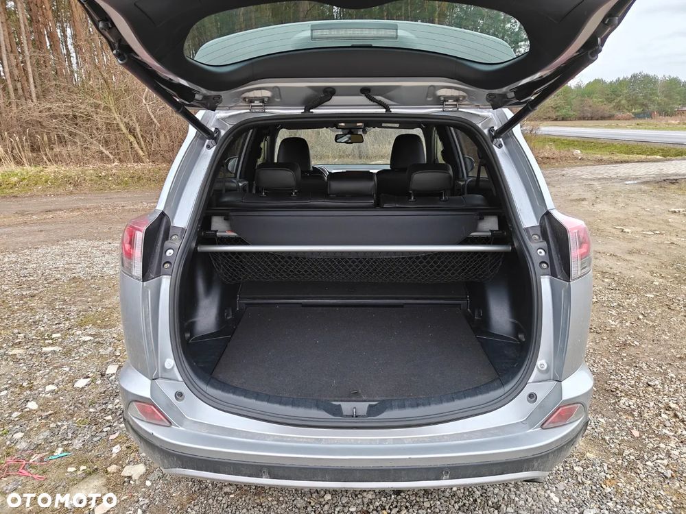 Toyota RAV4 - 22