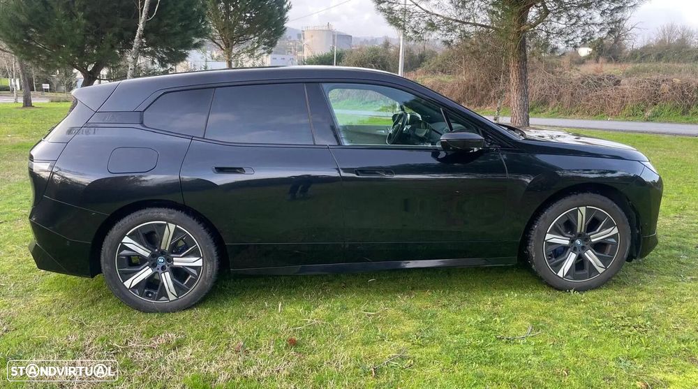 BMW iX xDrive 40 - 6