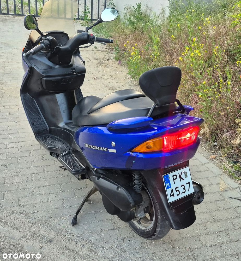 Suzuki Burgman - 7