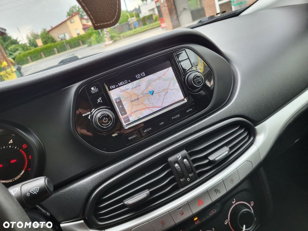 Fiat Tipo - 18