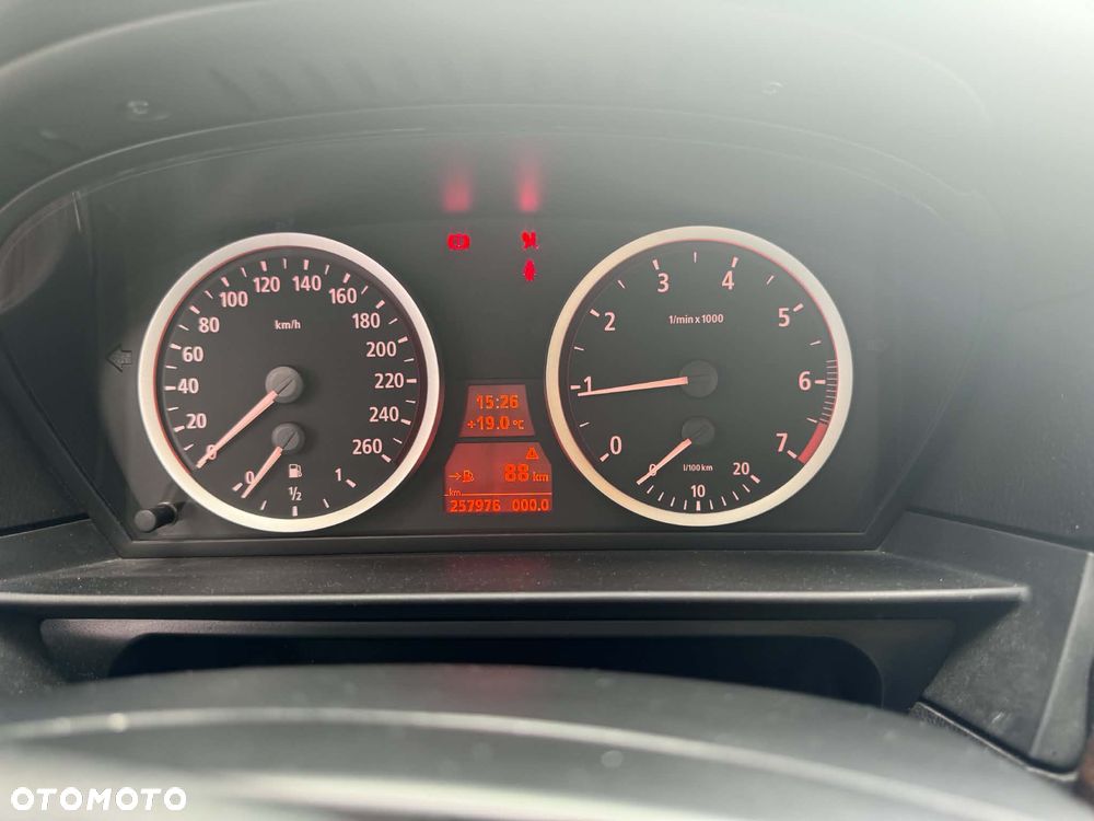 BMW Seria 5 530i - 4