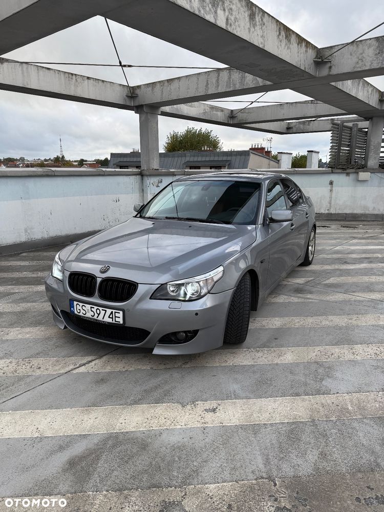 BMW Seria 5 520i - 1