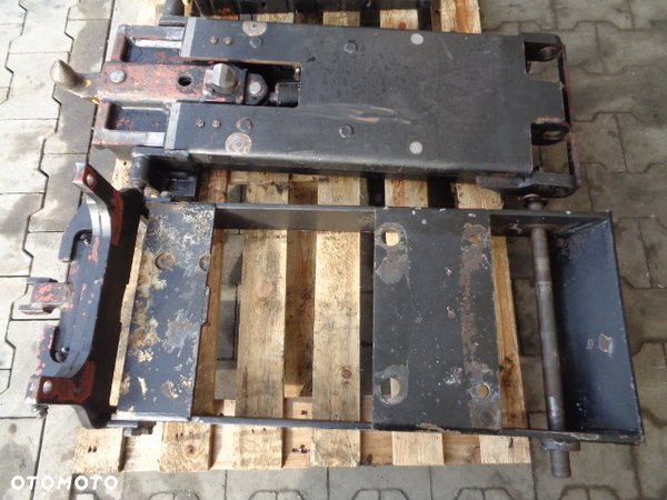 Zaczep tylny Hitch dolny hydrauliczny Case MX100C