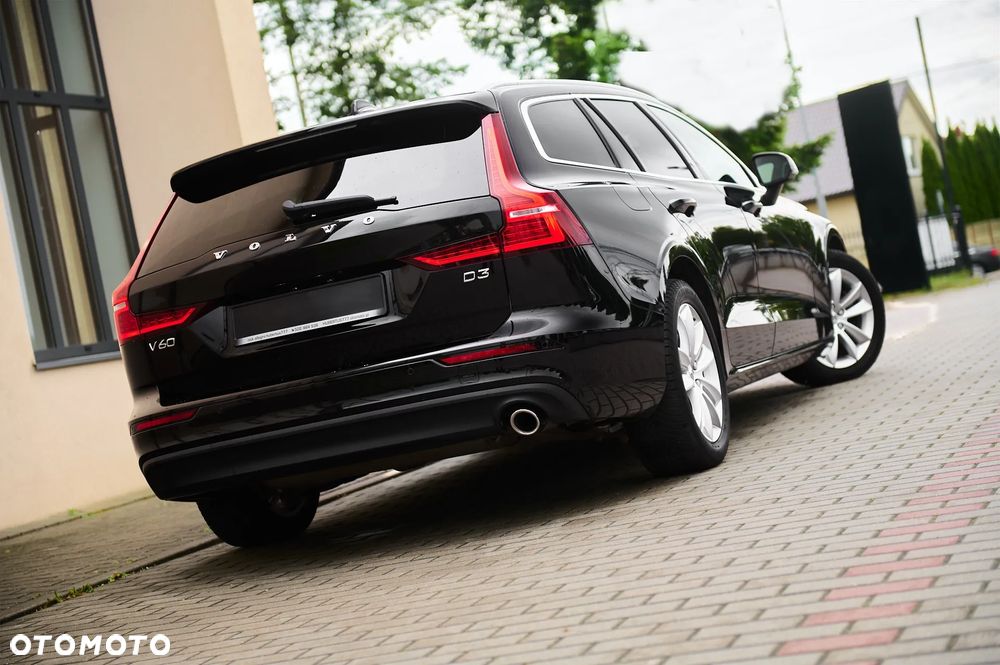 Volvo V60 D3 Momentum Pro - 3