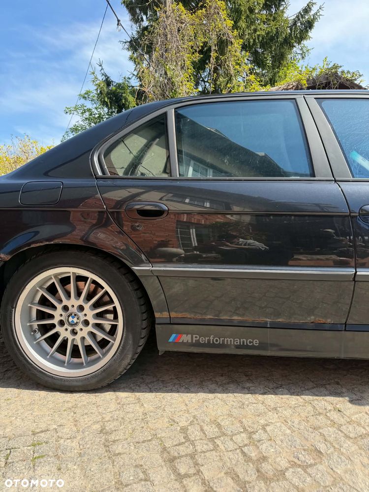 BMW Seria 7 740i - 7