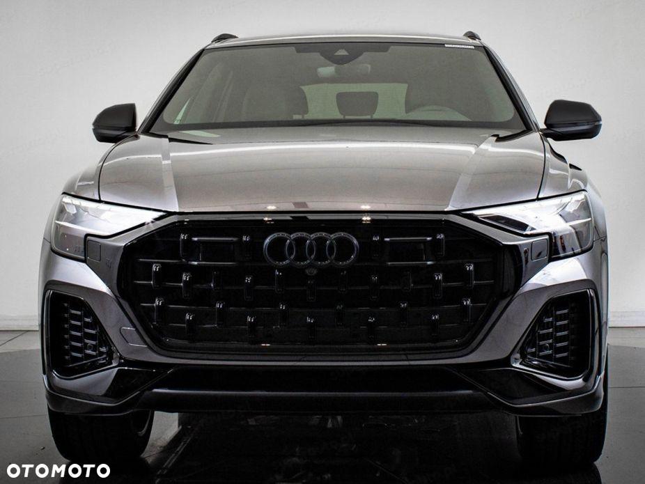 Audi Q8 - 3