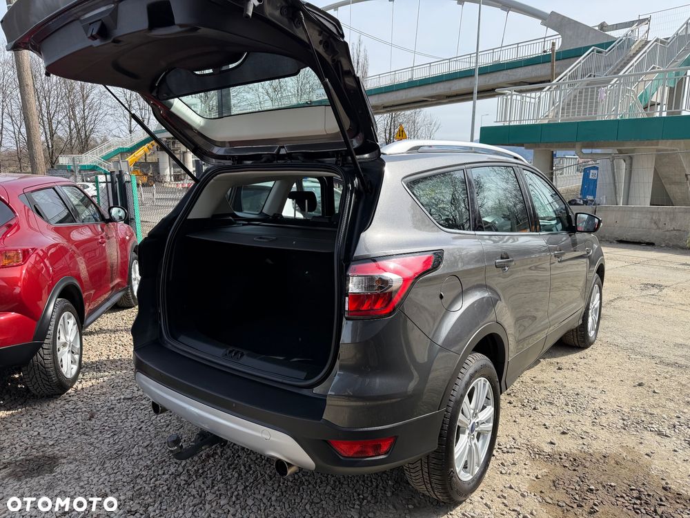 Ford Kuga - 16