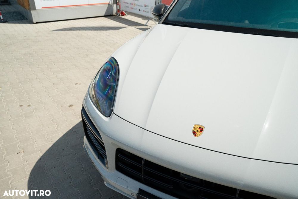 Porsche Cayenne Turbo - 37