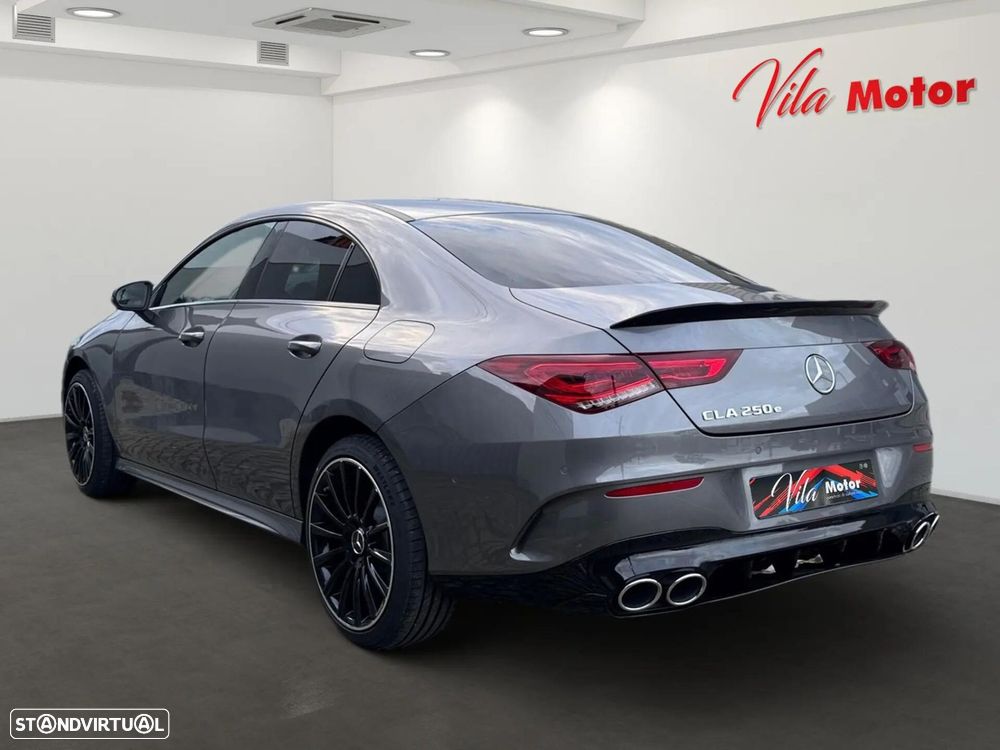 Mercedes-Benz CLA 250 e - 4