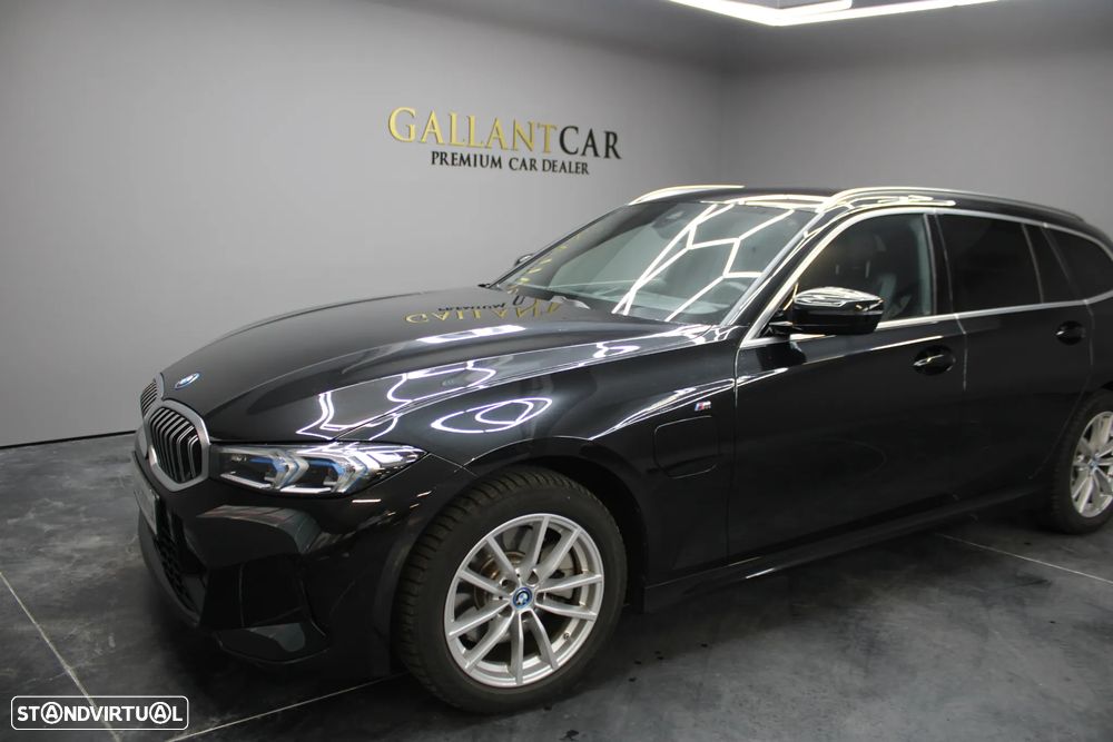 BMW 330 e Touring Pack M Auto - 2