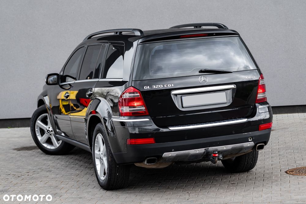 Mercedes-Benz GL 320 CDI 4Matic 7G-TRONIC - 12