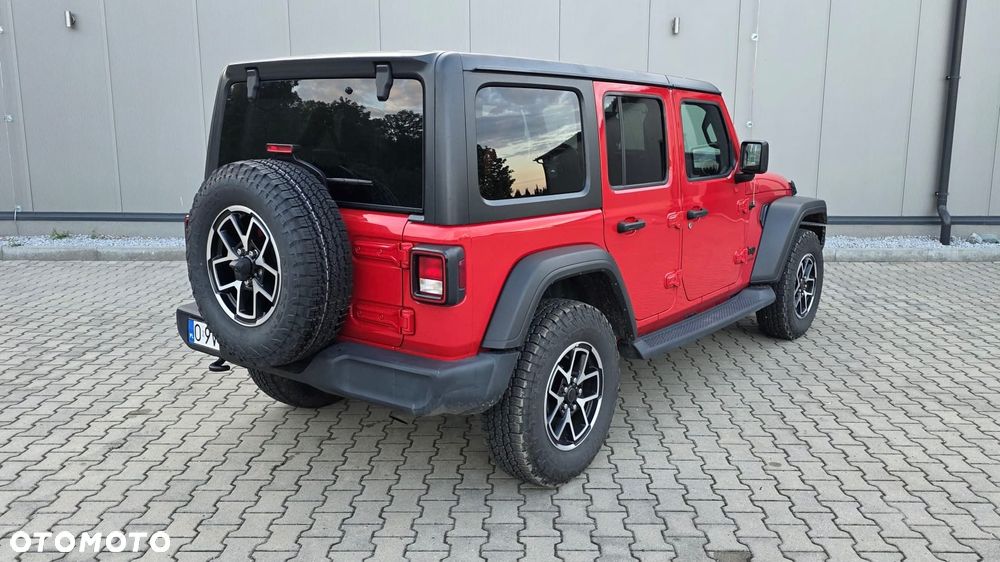 Jeep Wrangler Unlimited GME 2.0 Turbo Sport - 6