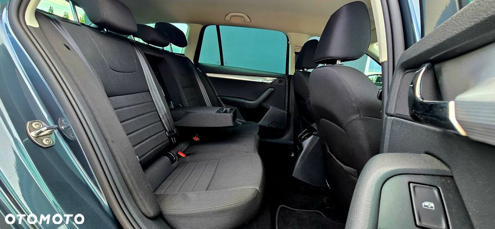 Skoda Octavia 2.0 TDI Elegance - 22