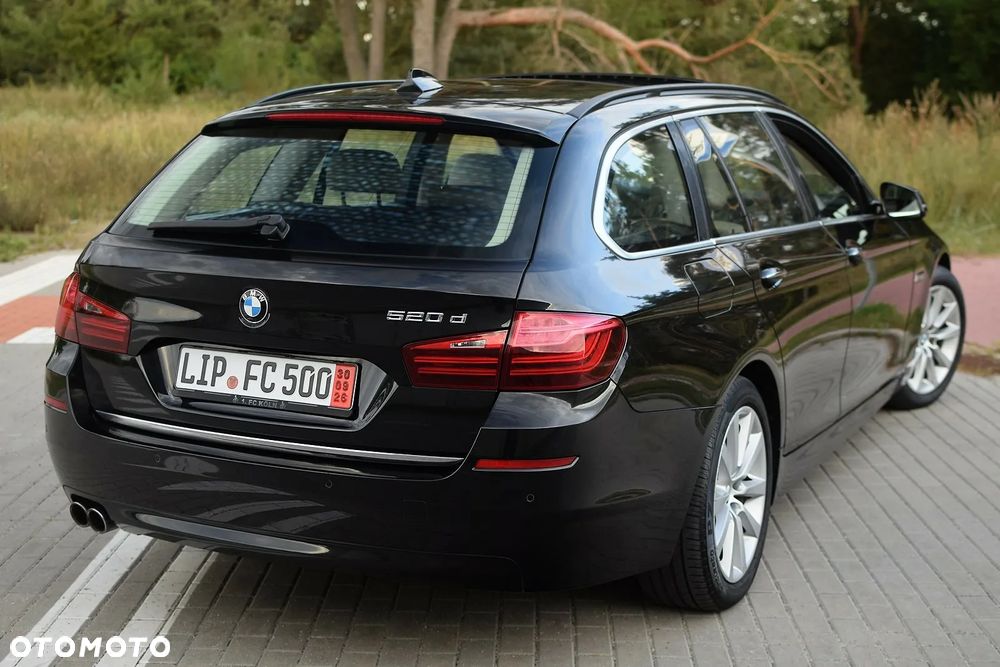 BMW Seria 5 520d Luxury Line - 12