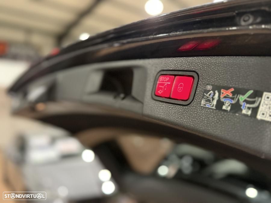 Mercedes-Benz E 300 de 9G-TRONIC AMG Line - 34
