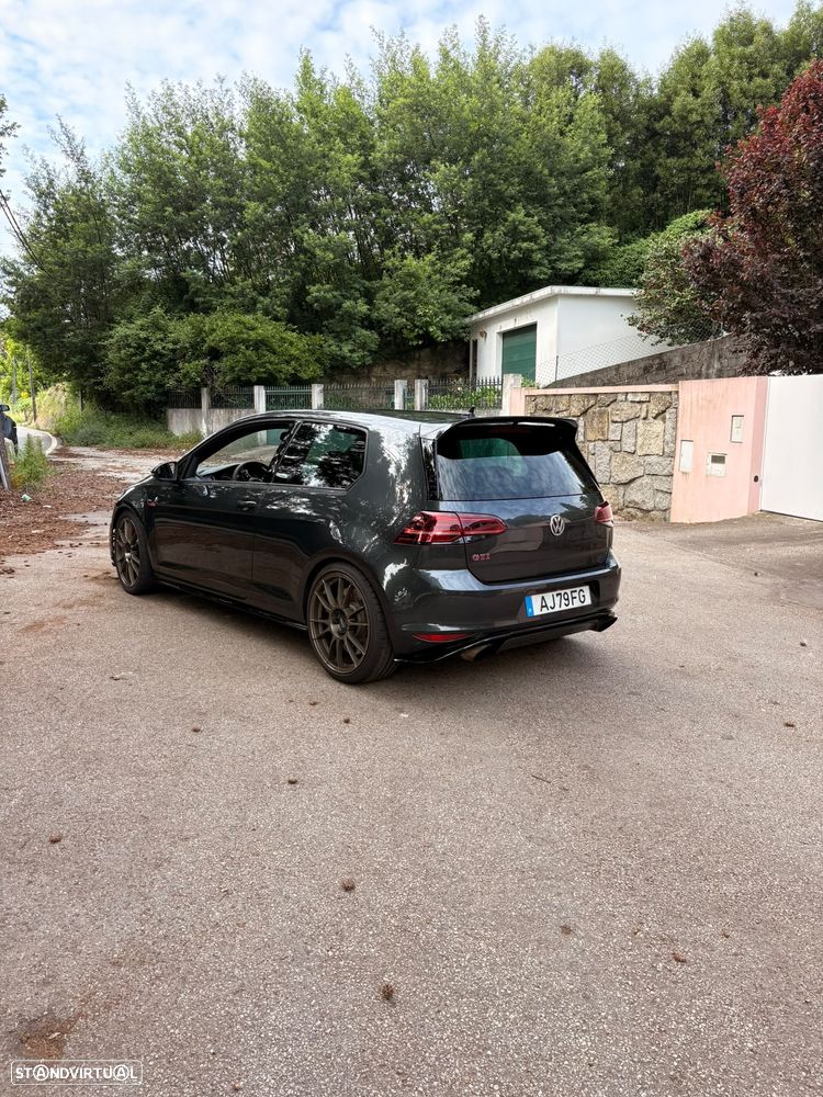 VW Golf GTI Clubsport DSG - 9