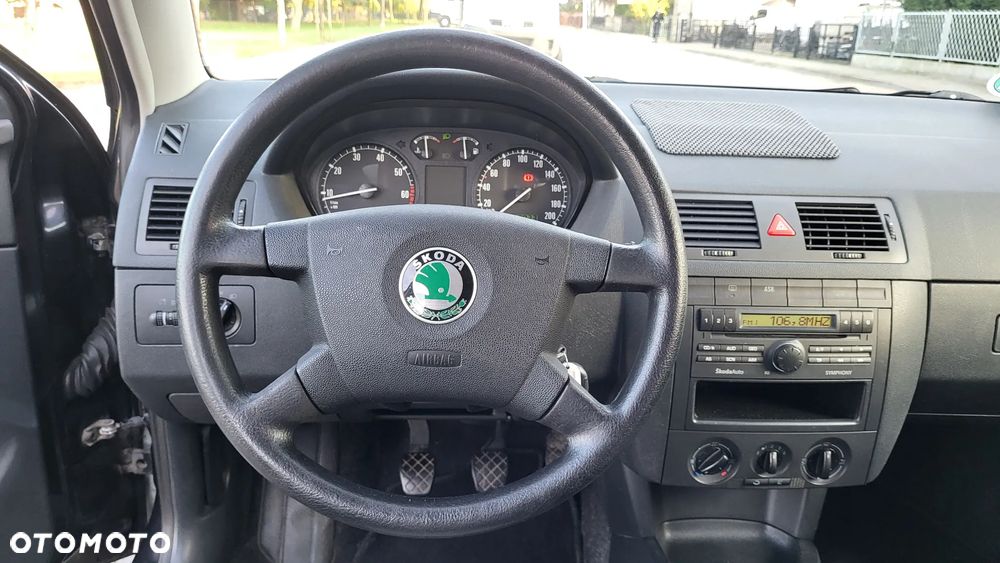 Skoda Fabia 1.2 HTP Extra - 13