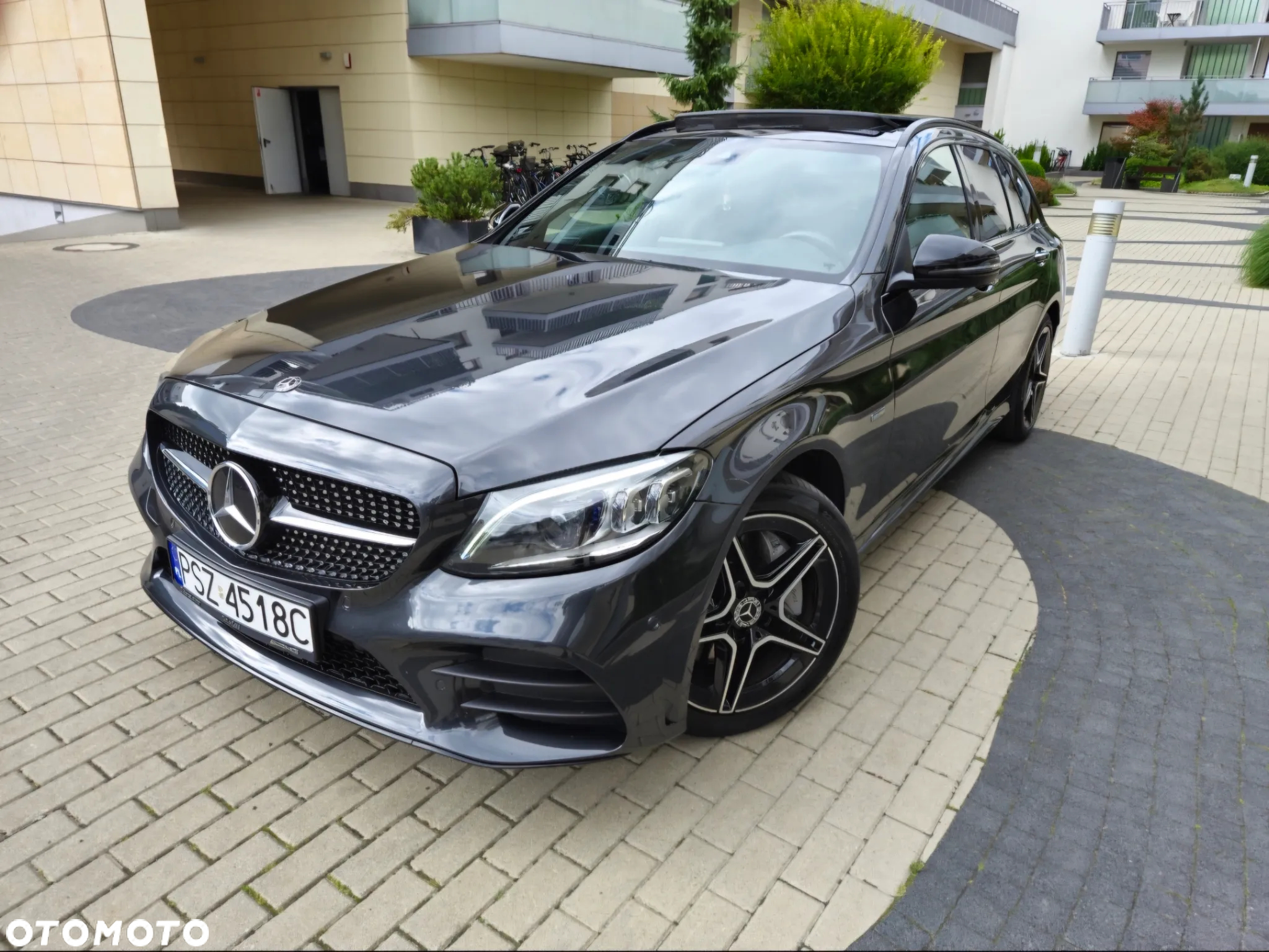 Mercedes-Benz Klasa C 300 e T 9G-TRONIC AMG Line - 3