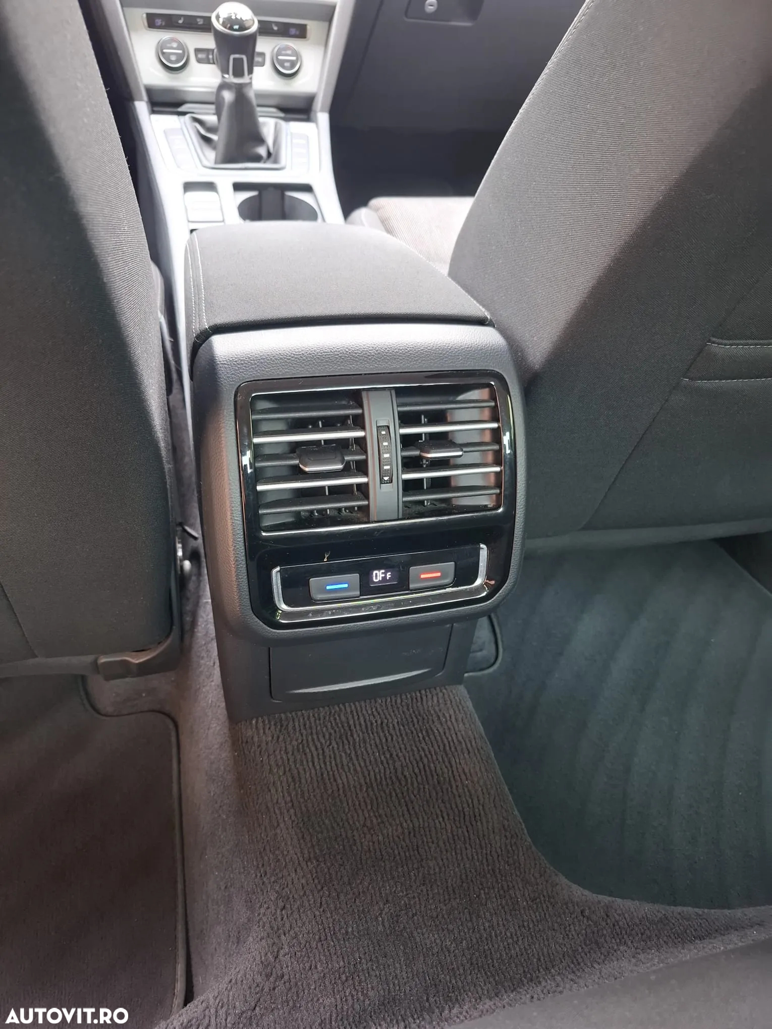Volkswagen Passat 1.4 TSI ACT (BlueMotion Technology) Comfortline - 9