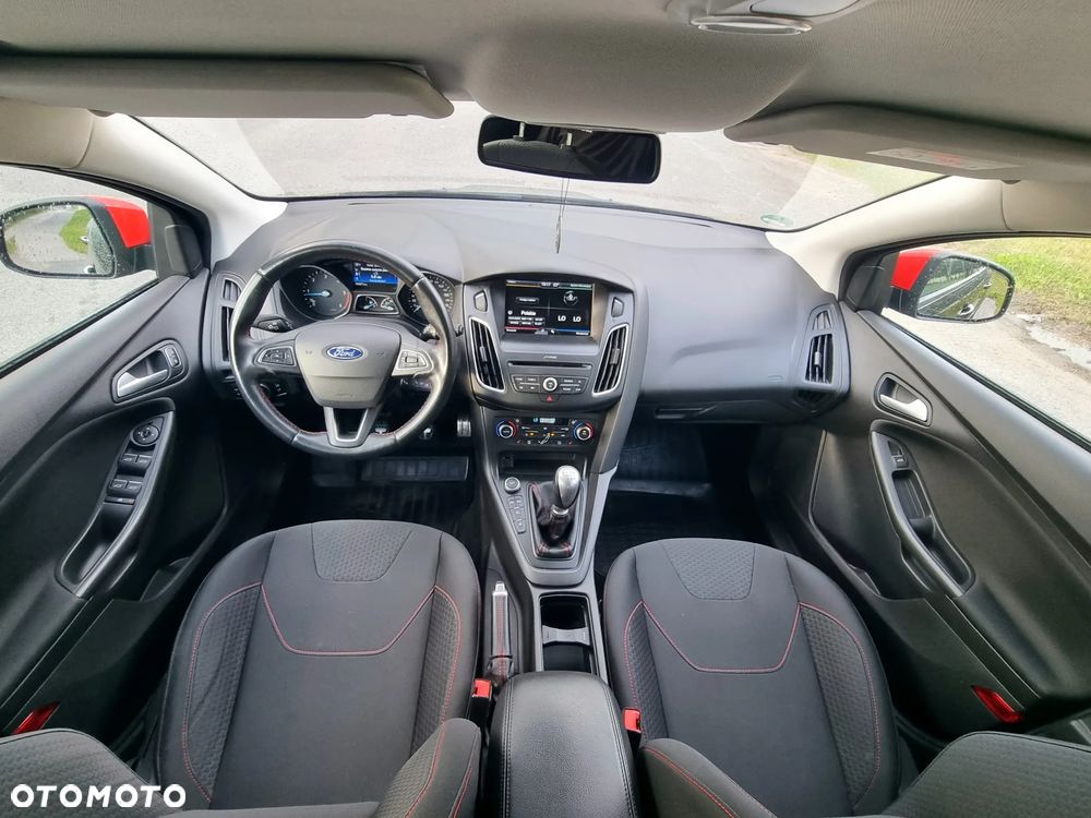 Ford Focus - 18