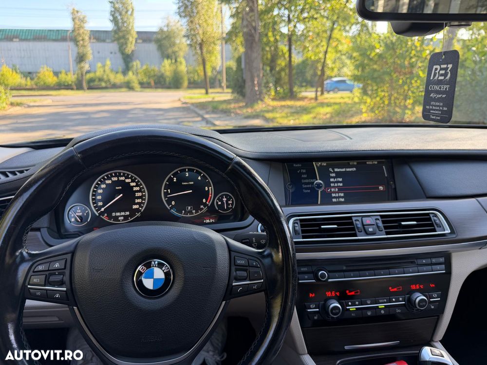 BMW Seria 7 - 7
