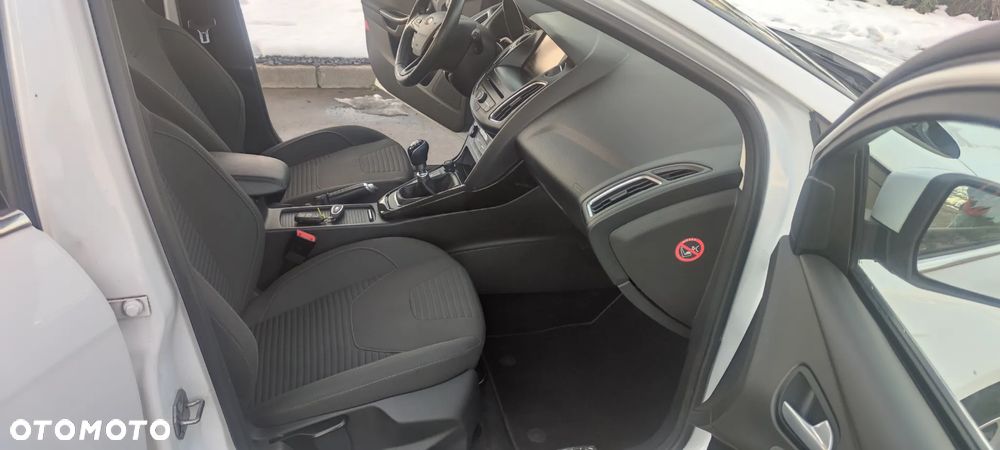 Ford Focus 1.5 TDCi DPF Start-Stopp-System Titanium - 8