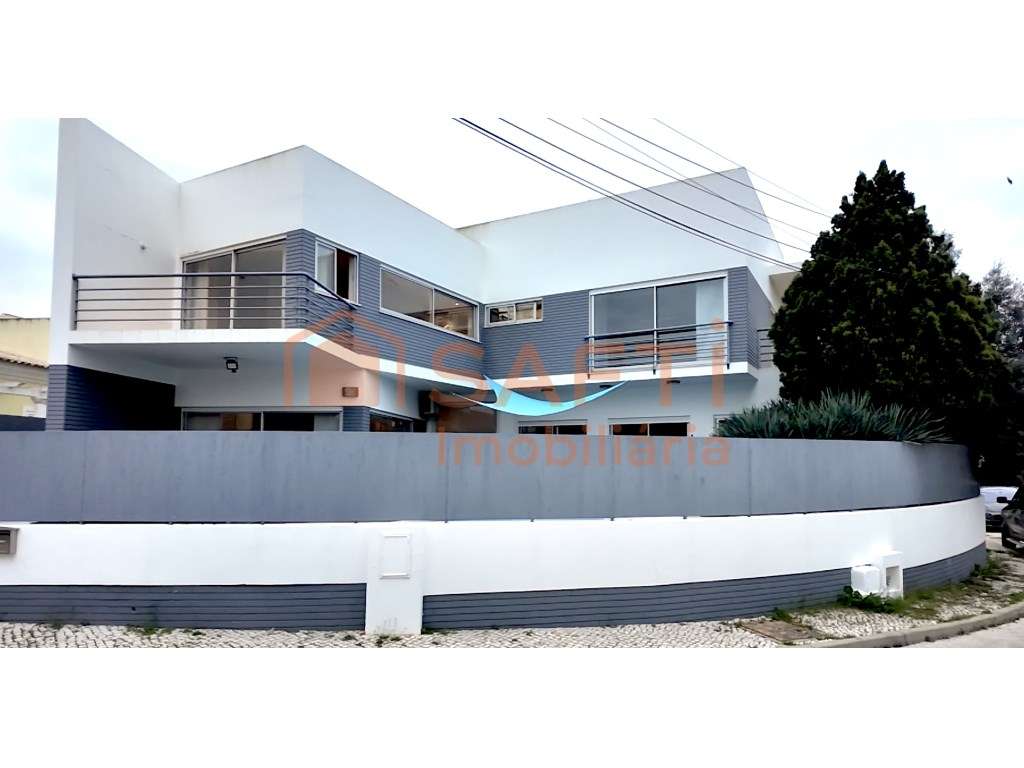 Moradia T5 em Alvor - Grande imagem: 4/46
