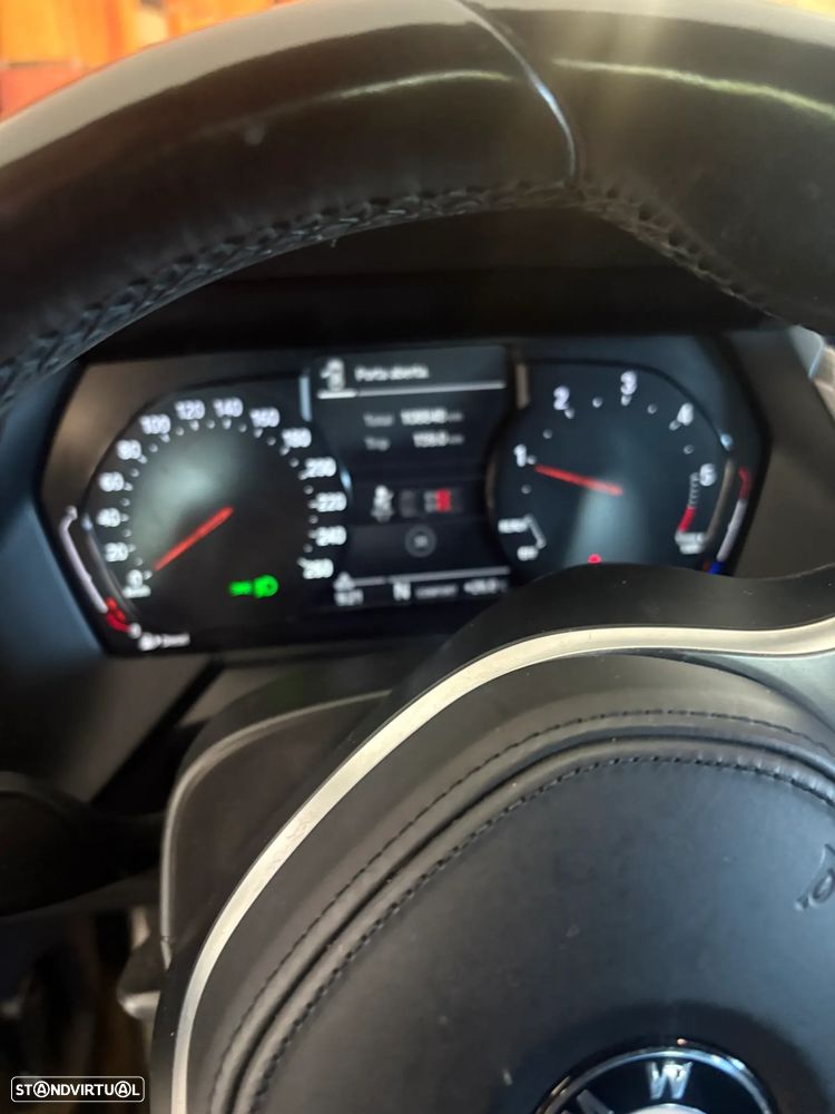 BMW 116 d Pack Desportivo M - 8