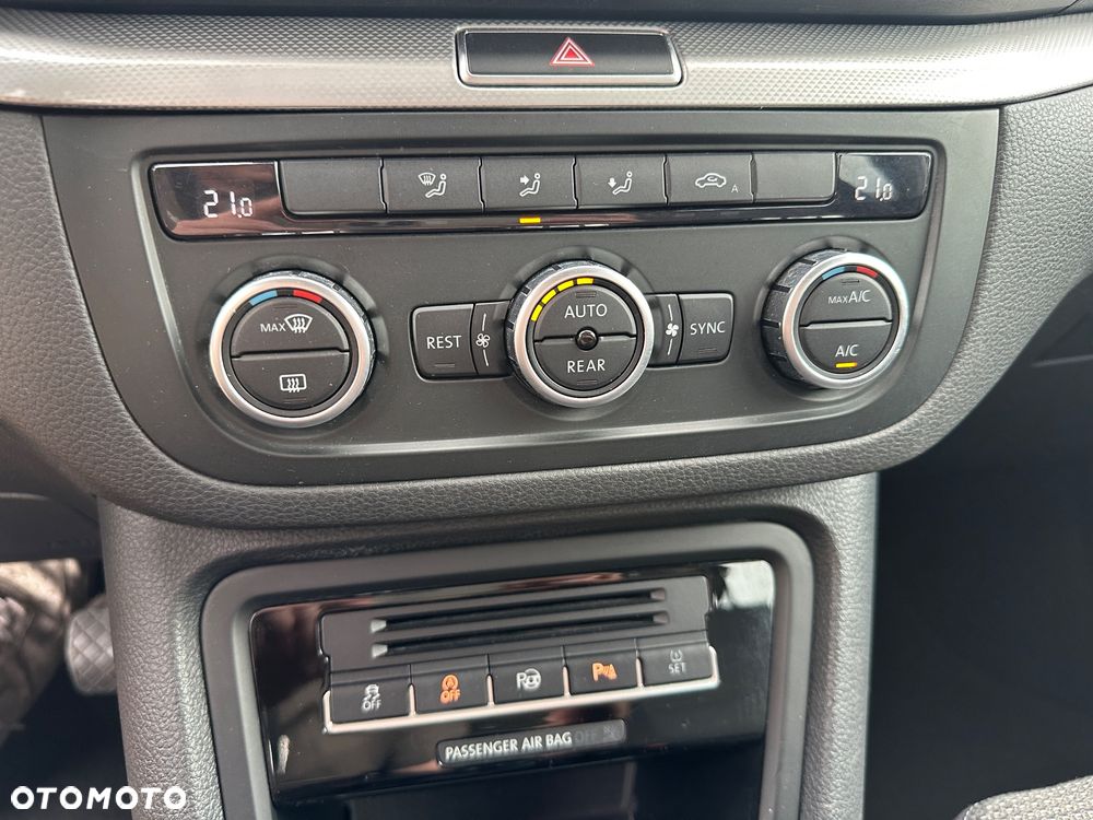Volkswagen Sharan 2.0 TDI DPF Highline - 26