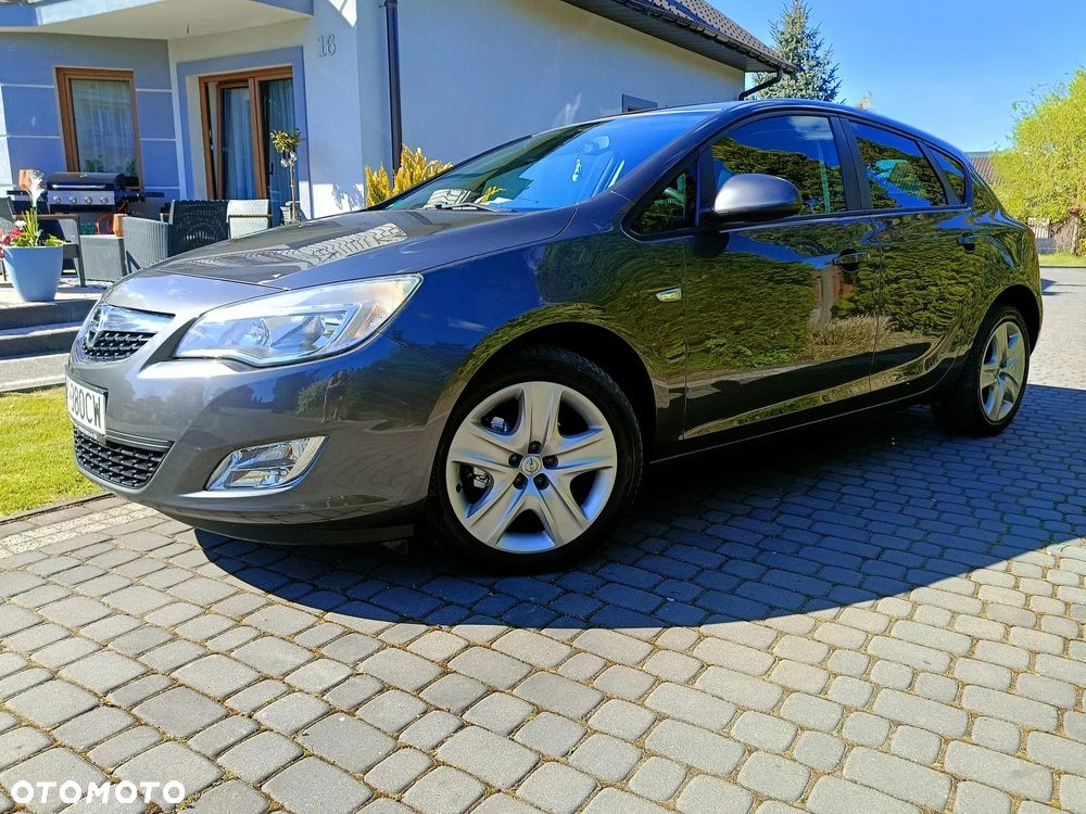 Opel Astra 1.4 T Cosmo - 13
