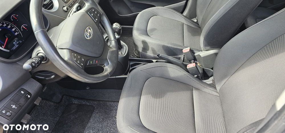 Hyundai i10 1.2 Trend - 11