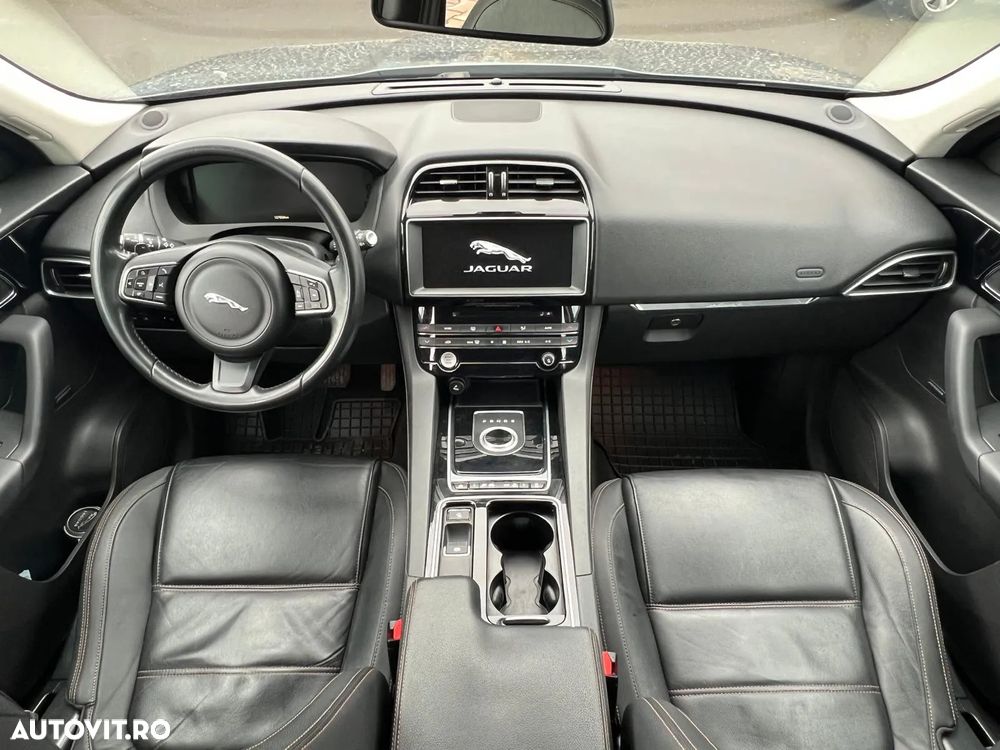 Jaguar F-Pace 20d AWD Prestige - 7