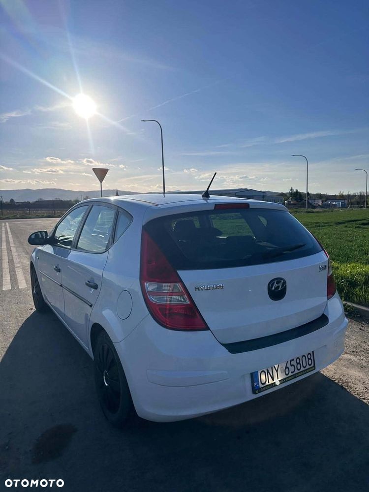 Hyundai i30 1.4 Base - 4