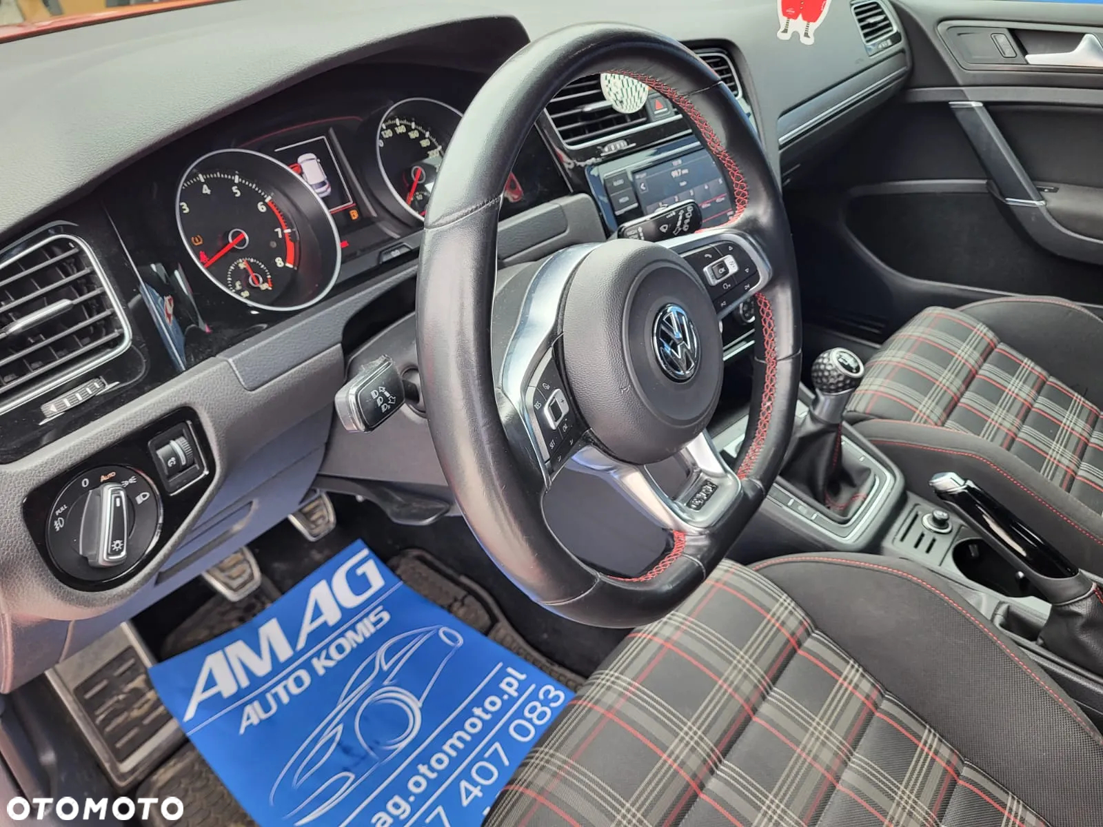 Volkswagen Golf VII 2.0 TSI BMT GTI - 15