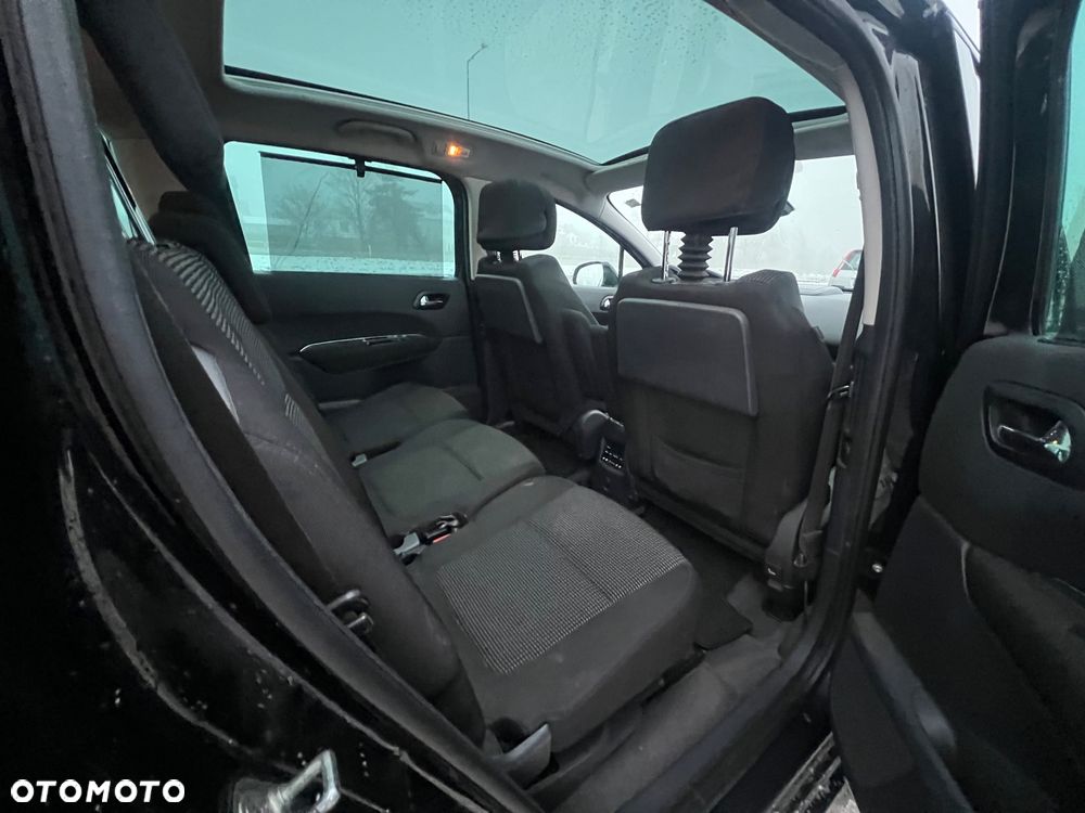 Peugeot 5008 - 9