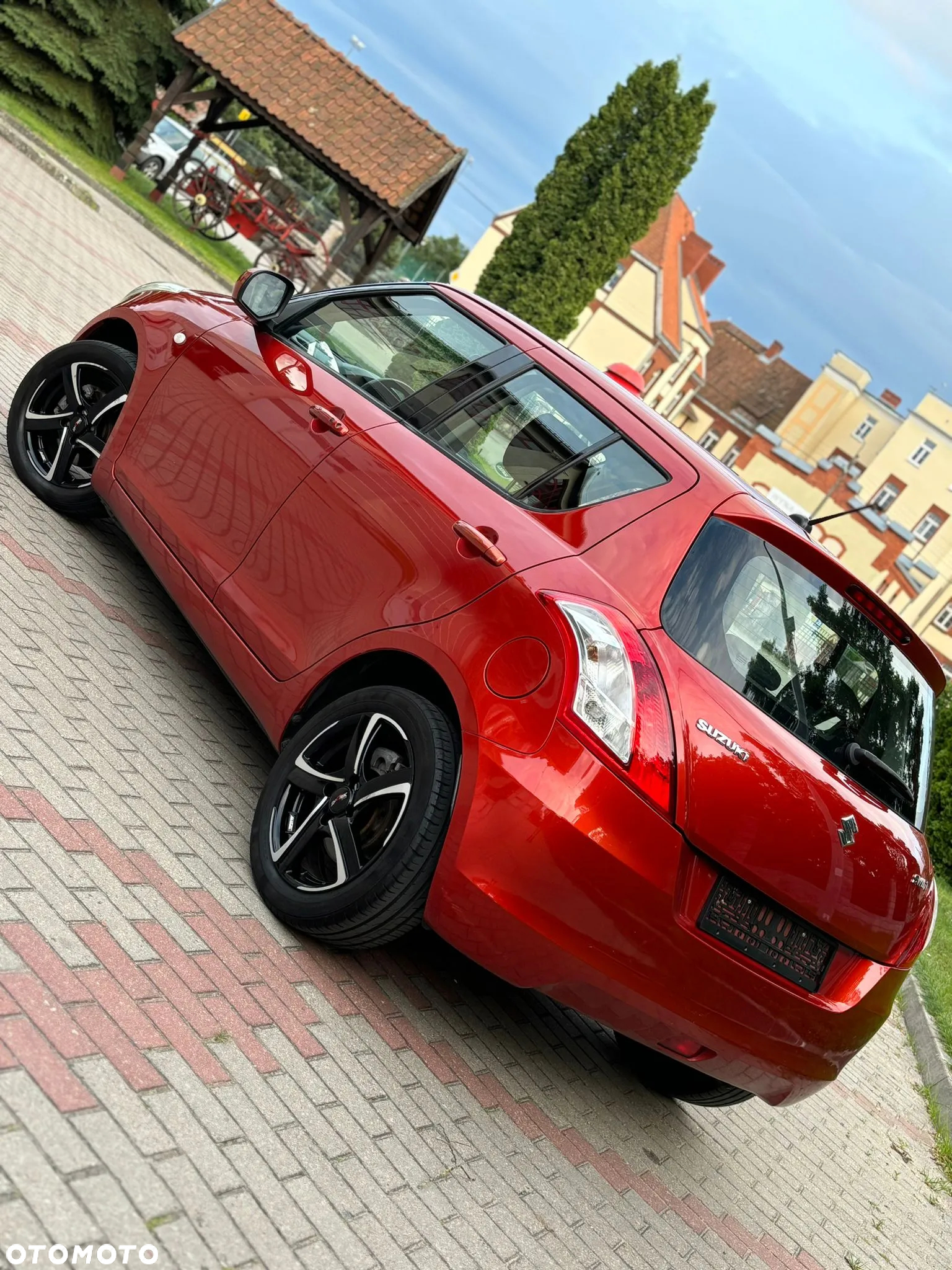 Suzuki Swift - 4