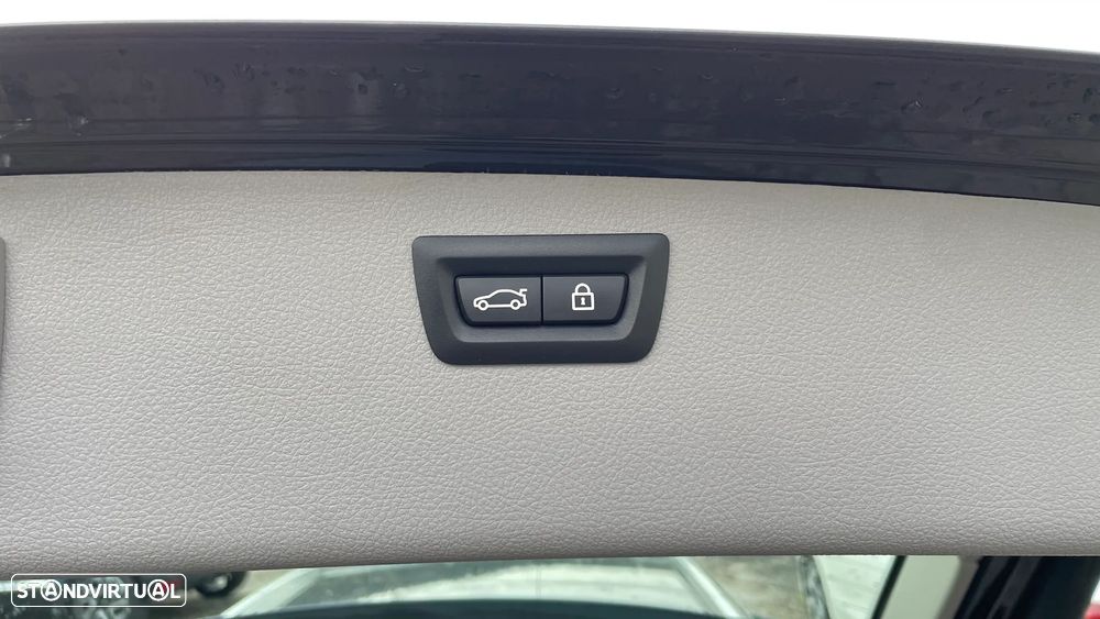 BMW 320 d Auto Line Sport - 28