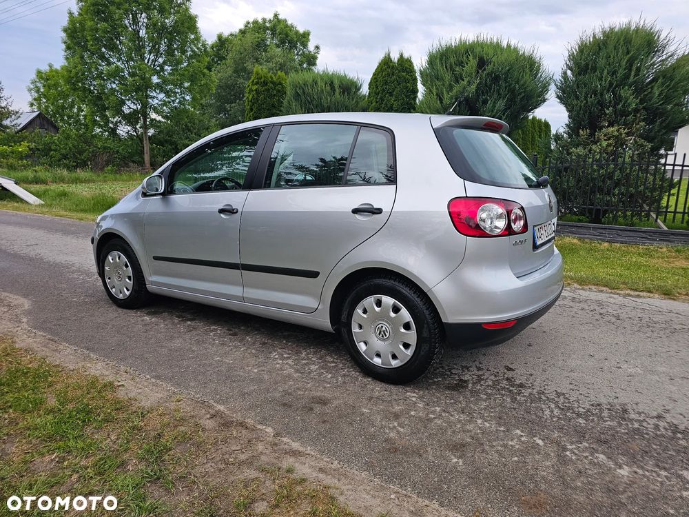 Volkswagen Golf Plus - 33