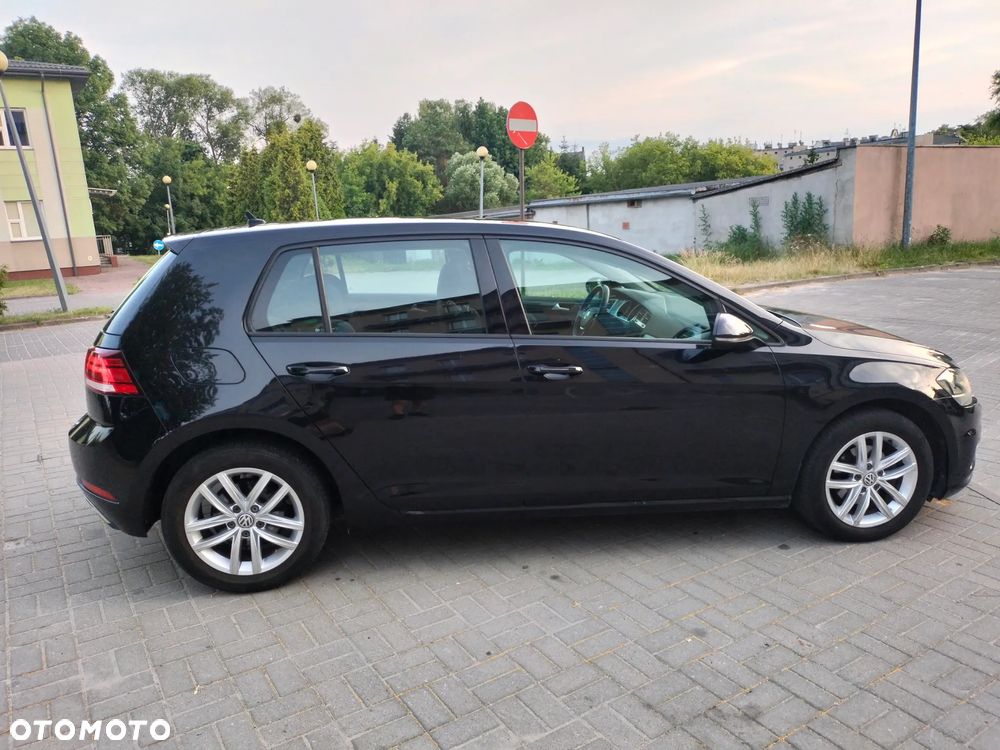 Volkswagen Golf 1.0 TSI BMT Comfortline - 10