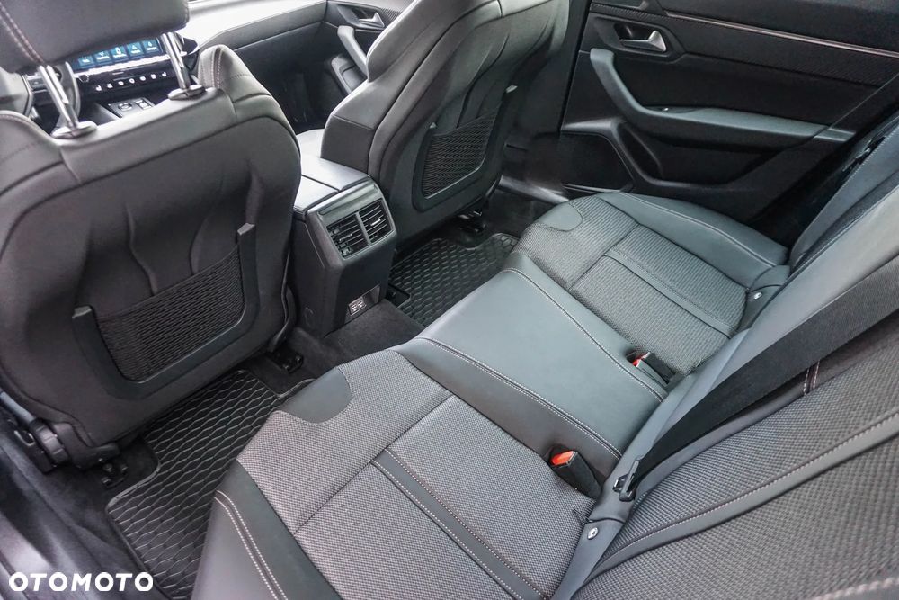 Peugeot 508 1.5 BlueHDi Allure S&S EAT8 - 29