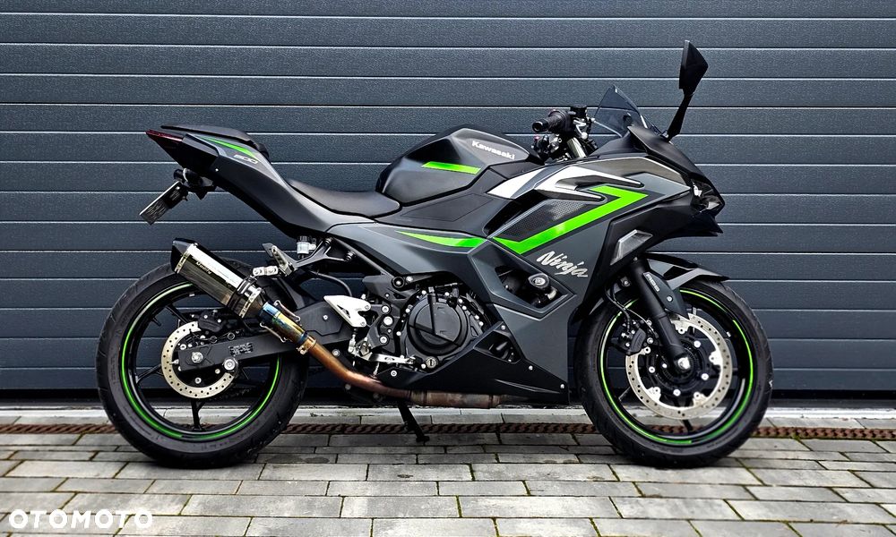 Kawasaki Ninja - 2